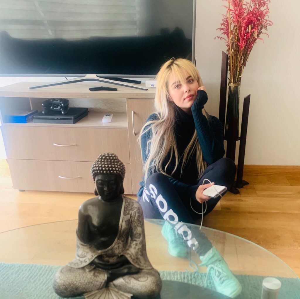 151c87cde6a878b2f4bd14b2b732a3a6-full