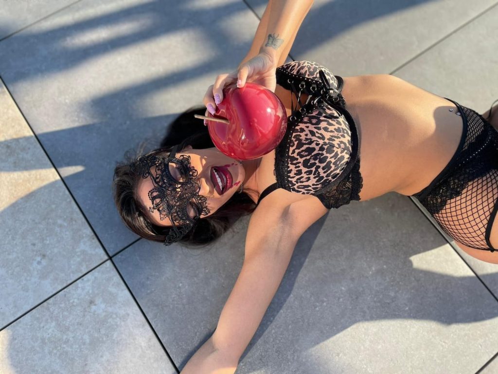 25cd34bcd281eabbce16e1079b95bd54-full