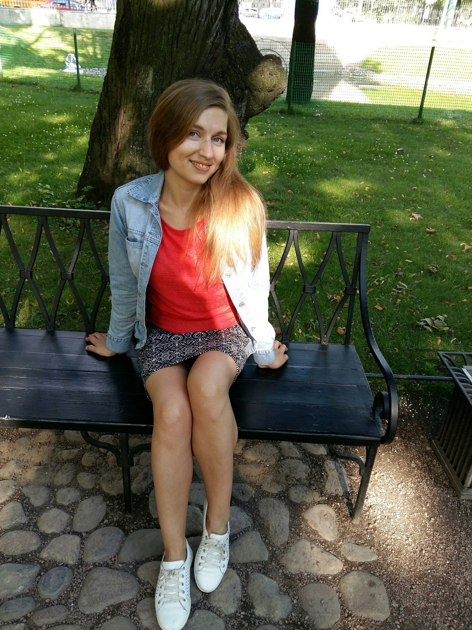 62c45d8932df47ed29122fd7ac774bb5-full