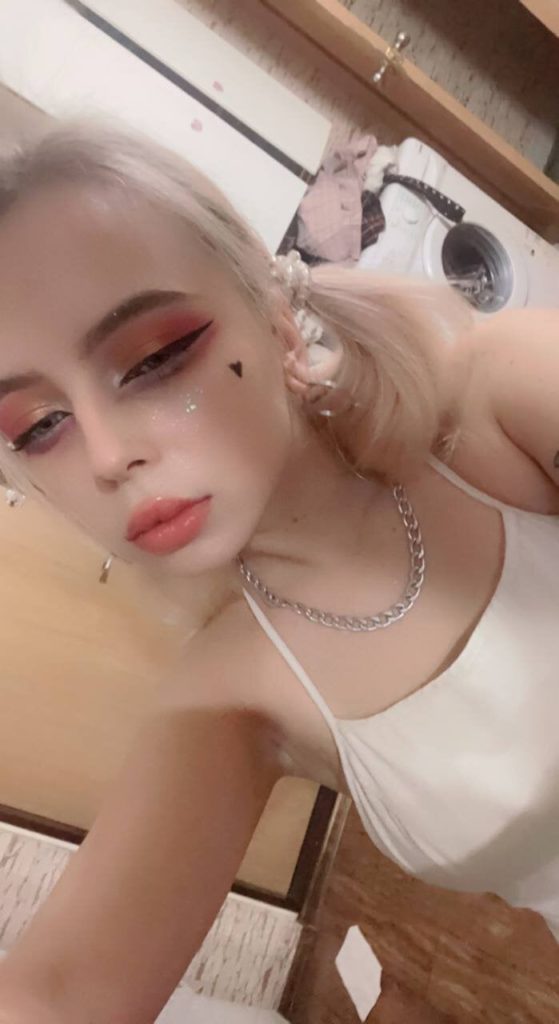 8593b5aa06df0452d09f2ab1aaccf9d2-full